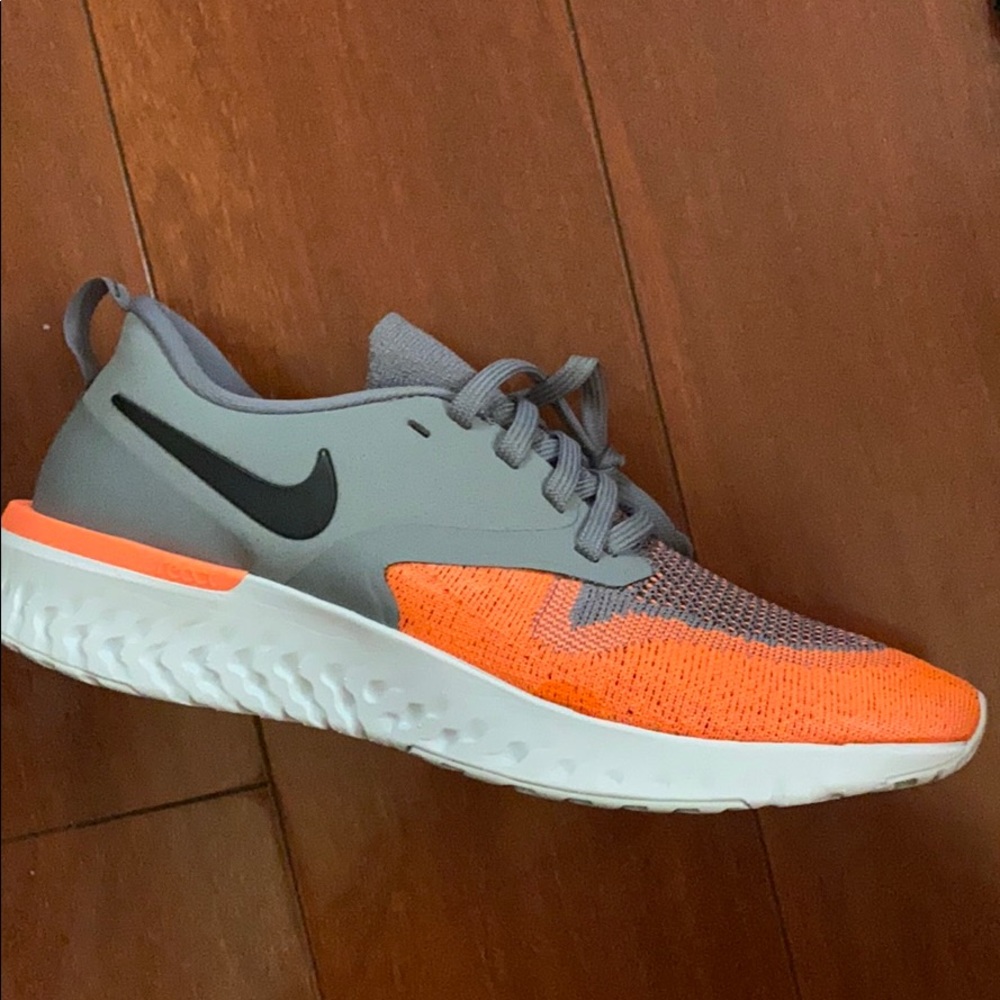 NIKE ODYSSEY REACT 2 FLYKNIT Grey and Orange